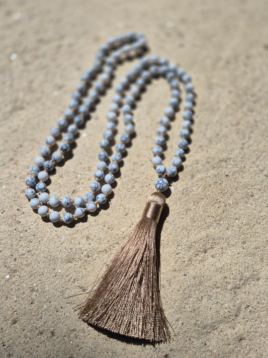 Mala Howlite